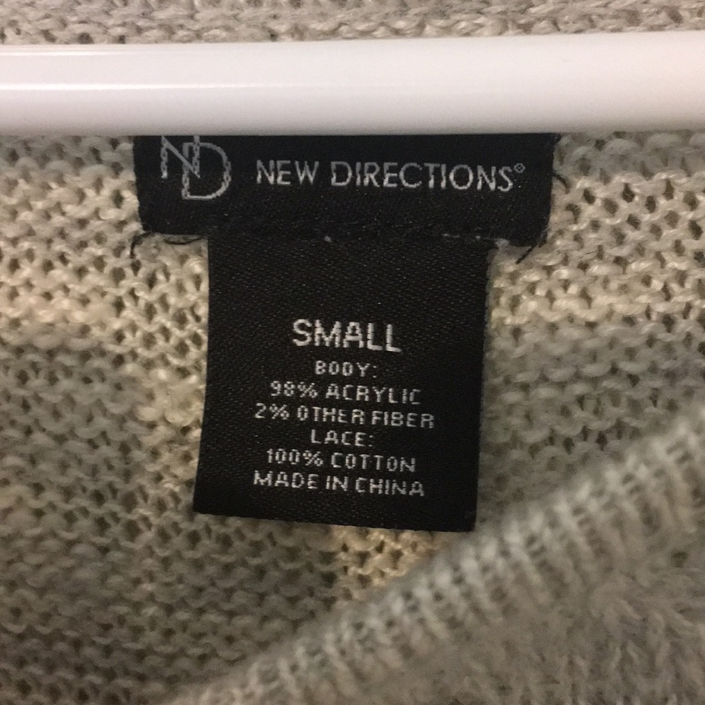 patterned sweater - Picture 3 of 4